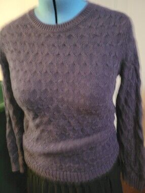 💚💚3 for $15💚💚 Croft And Barrow Knit Sweater in Deep Purple